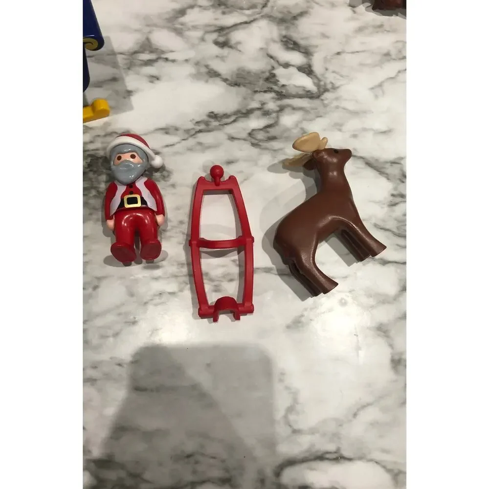 Christmas themed Playmobil